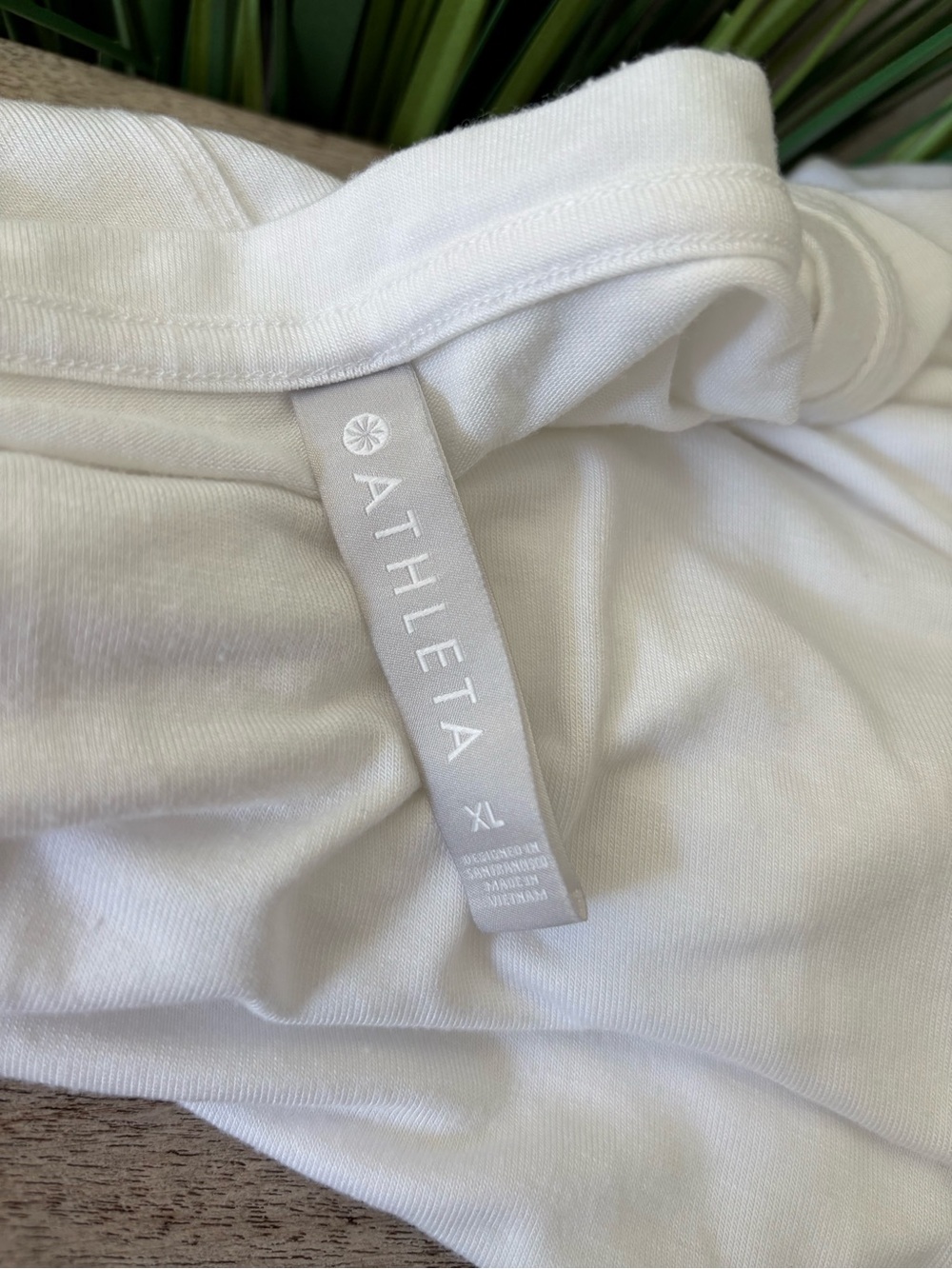 Athleta Cloudlight Stratus blouse - Picture 6 of 7